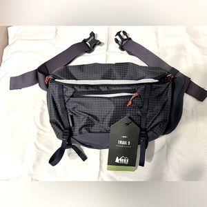 REI Trail Runner Waist Belt - NWT